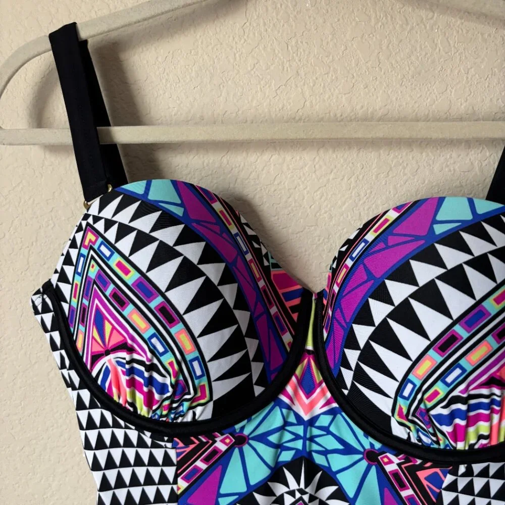 Swimsuits for All 14 Kaleidoscope Geometric Printed One Piece Swimsuit - Picture 2 of 14